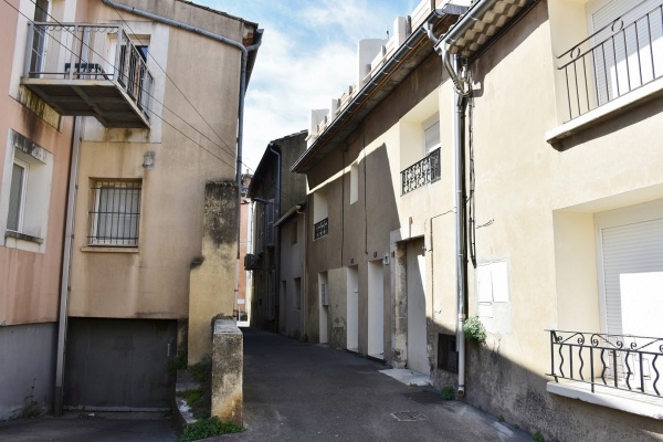 Photo Morières-lès-Avignon - le village