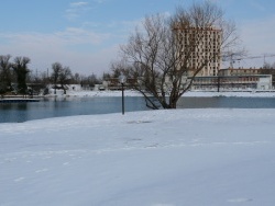 Photo paysage et monuments, Le Pontet - le lac du pontet avec la neige (10/01/2010)