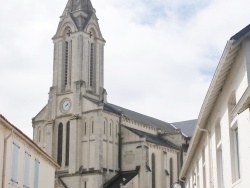 Photo paysage et monuments, L'Aiguillon-sur-Vie - église Notre Dame