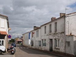 Photo paysage et monuments, Avrillé - Le Village