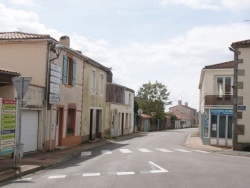 Photo paysage et monuments, Avrillé - Le Village