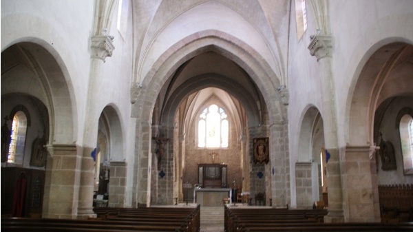 Photo Beaulieu-sous-la-Roche - église st Jean Baptiste