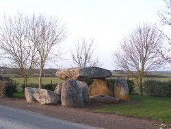 Photo paysage et monuments, Le Bernard - dolmen au breuil