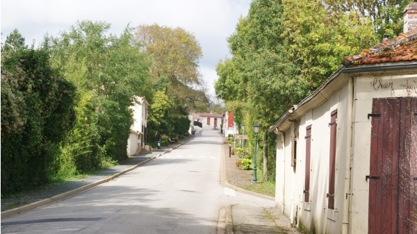 Photo Le Champ-Saint-Père - la commune