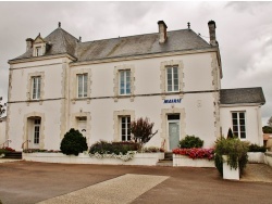 Photo paysage et monuments, Grosbreuil - La Mairie