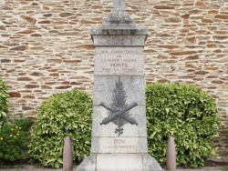 Photo paysage et monuments, La Mothe-Achard - le monument aux morts