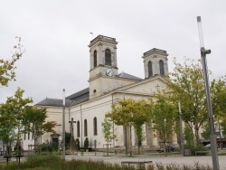 Photo paysage et monuments, La Roche-sur-Yon - église Saint louis