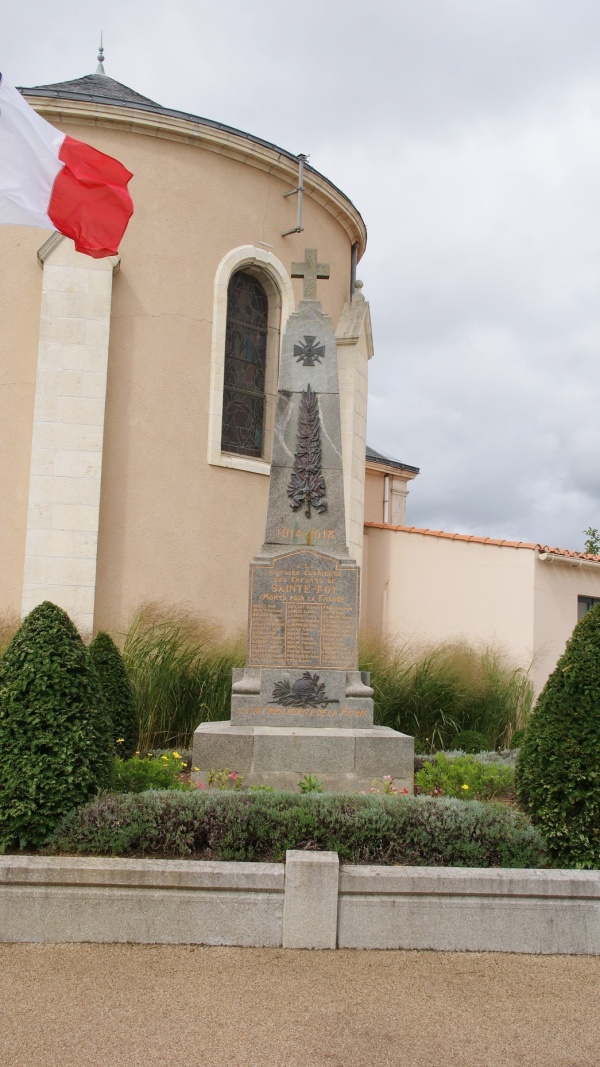 Photo Sainte-Foy - le monument aux morts