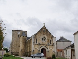 Photo paysage et monuments, Saint-Georges-de-Pointindoux - église Saint Georges