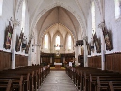 Photo paysage et monuments, Vairé - église Saint Pierre