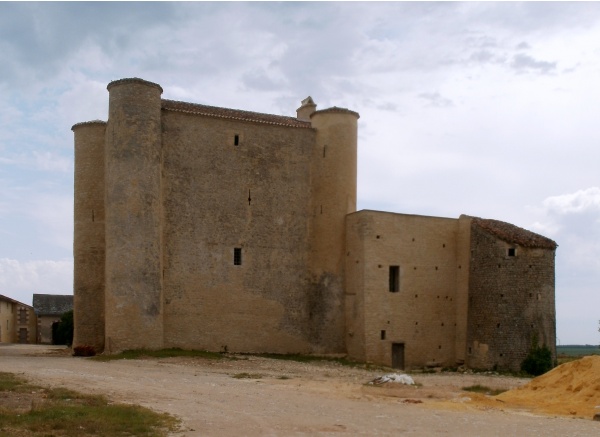 Le château de Cherves