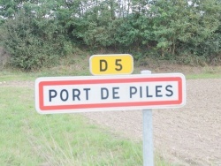 Photo paysage et monuments, Port-de-Piles - port de piles (86220)