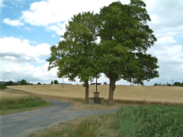 Photo Ranton - Ranton: calvaire et chapelle de Saint Martin