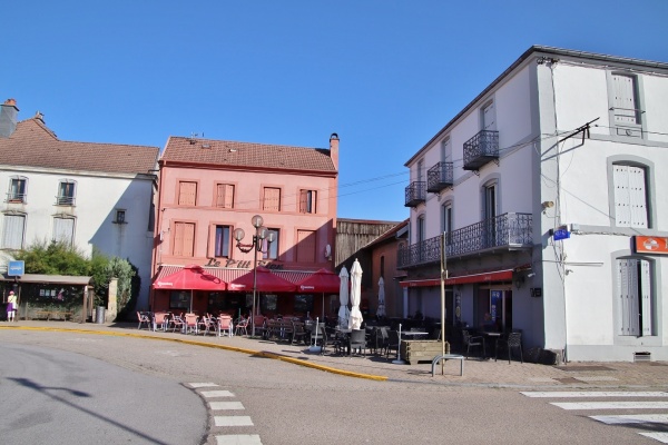 Photo Bruyères - la ville