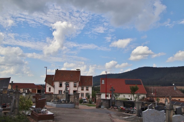 Photo La Chapelle-devant-Bruyères - le village