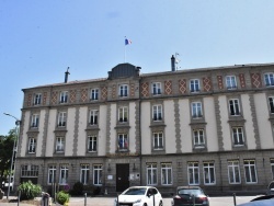 Photo paysage et monuments, Contrexéville - la mairie