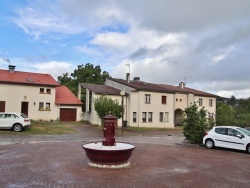 Photo paysage et monuments, Deyvillers - la fontaine