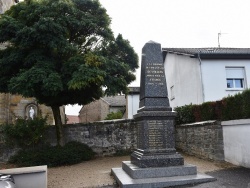 Photo paysage et monuments, Deyvillers - le monument aux morts