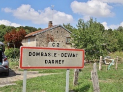 Photo de Dombasle-devant-Darney