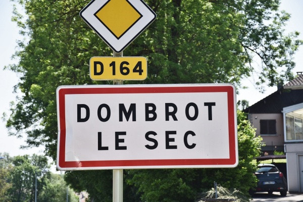 Photo Dombrot-le-Sec - dombrot le sec (88140)