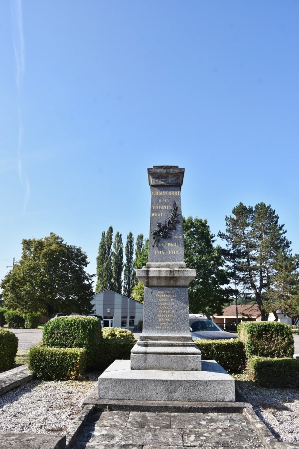 Photo Girancourt - le monument aux morts