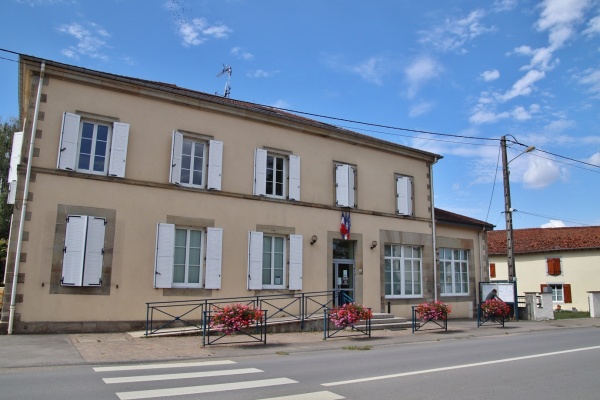 Photo Girecourt-sur-Durbion - la mairie