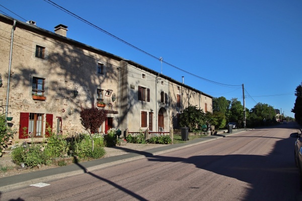 Photo Gruey-lès-Surance - le village