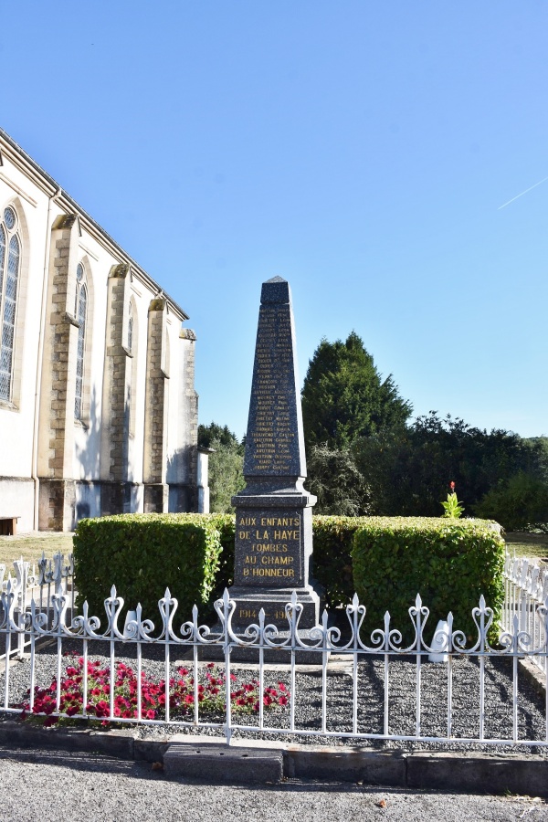 Photo La Haye - le monument aux morts