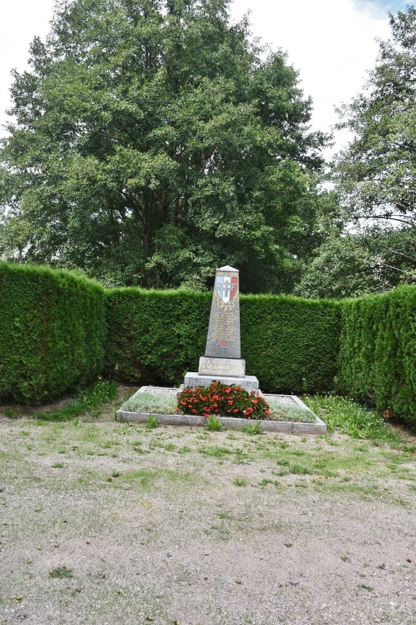 Photo La Houssière - le monument aux morts