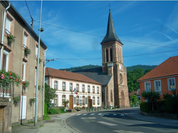 La Petite-Raon centre Mairie Eglise