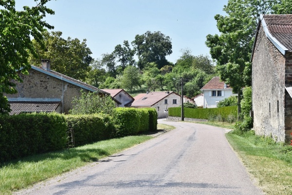 Photo Provenchères-lès-Darney - le village
