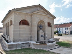 Photo paysage et monuments, Relanges - la fontaine