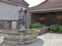 Photo paysage et monuments, Serécourt - la fontaine