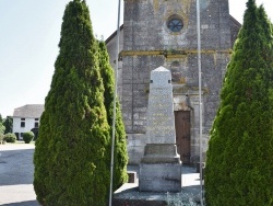Photo paysage et monuments, Valfroicourt - le monument aux morts