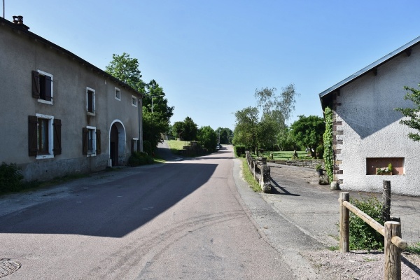 Photo Valfroicourt - le village