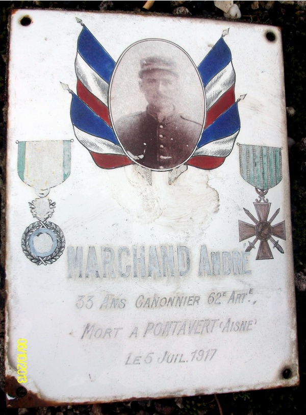 Photo Les Voivres - La plaque de métal émaillé