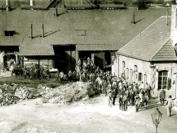 Sortie d'usine en 1892