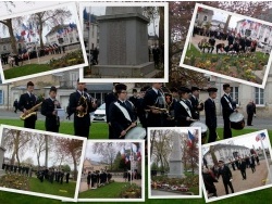 La cérémonie aux monument aux morts