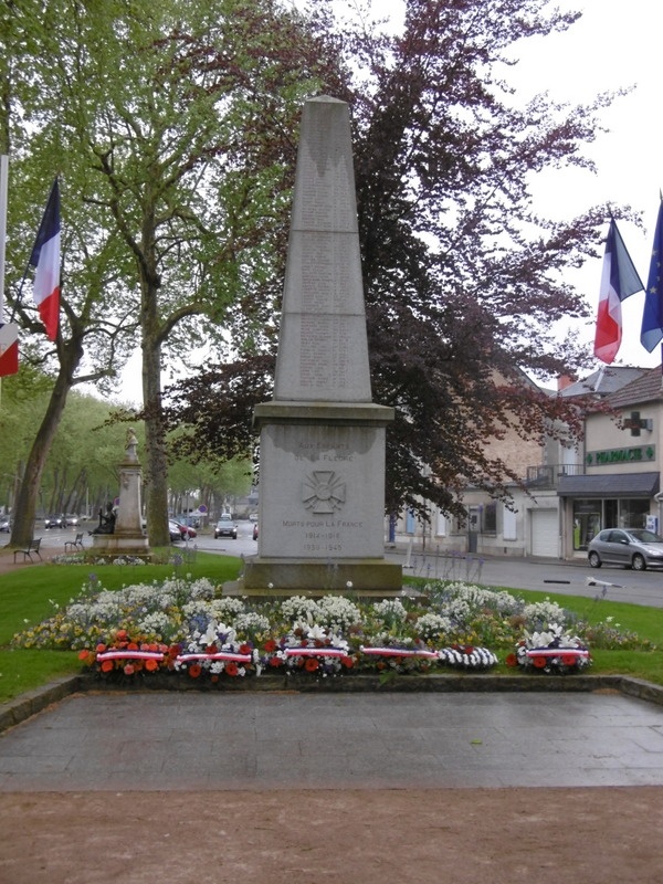 Photo Les Voivres - Le Monument aux Morts