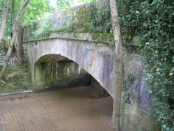 Photo paysage et monuments, Aisy-sur-Armançon - Pont vers le Déversoir d'Aisy-sur-Armançon