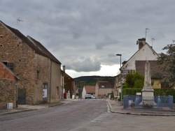 Photo paysage et monuments, Pontaubert - la commune