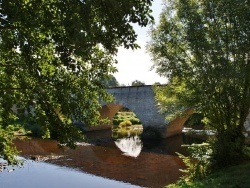 Photo paysage et monuments, Vault-de-Lugny - Pont sur Le Cousin