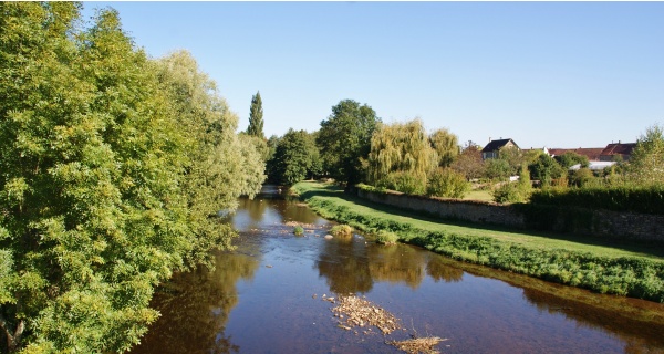 Photo Vault-de-Lugny - Le Cousin