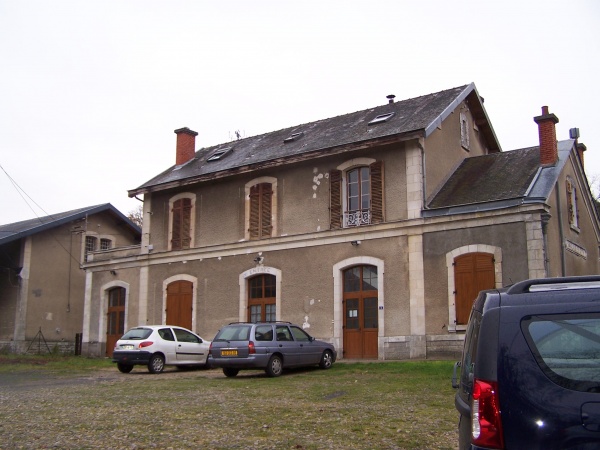 Photo Saint-Cyr-la-Rivière - La gare de Saint-Cyr la rivière