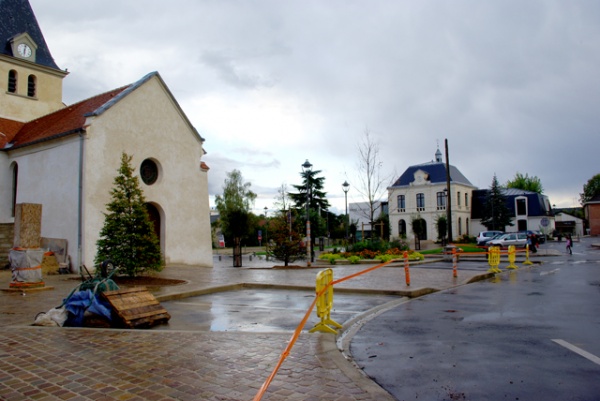 L'église Saint-Nicolas et l'Hôtel de ville