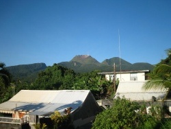 Photo paysage et monuments, Basse-Terre - La Soufriere vue de Basse-Terre en 2012